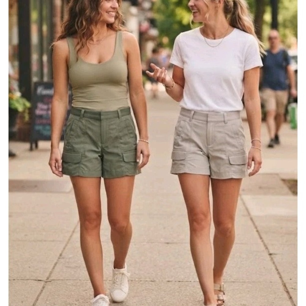 Athleta Women's Cargo Hiking Shorts Lot Size 6 Green Gray Stretch Utility Bundle